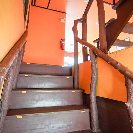 One Trinity Hostel パンガン島 エクステリア 写真