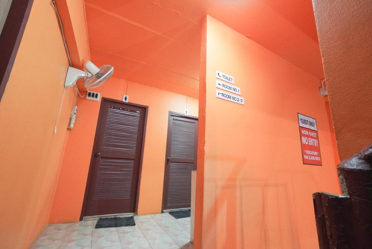 One Trinity Hostel パンガン島 エクステリア 写真